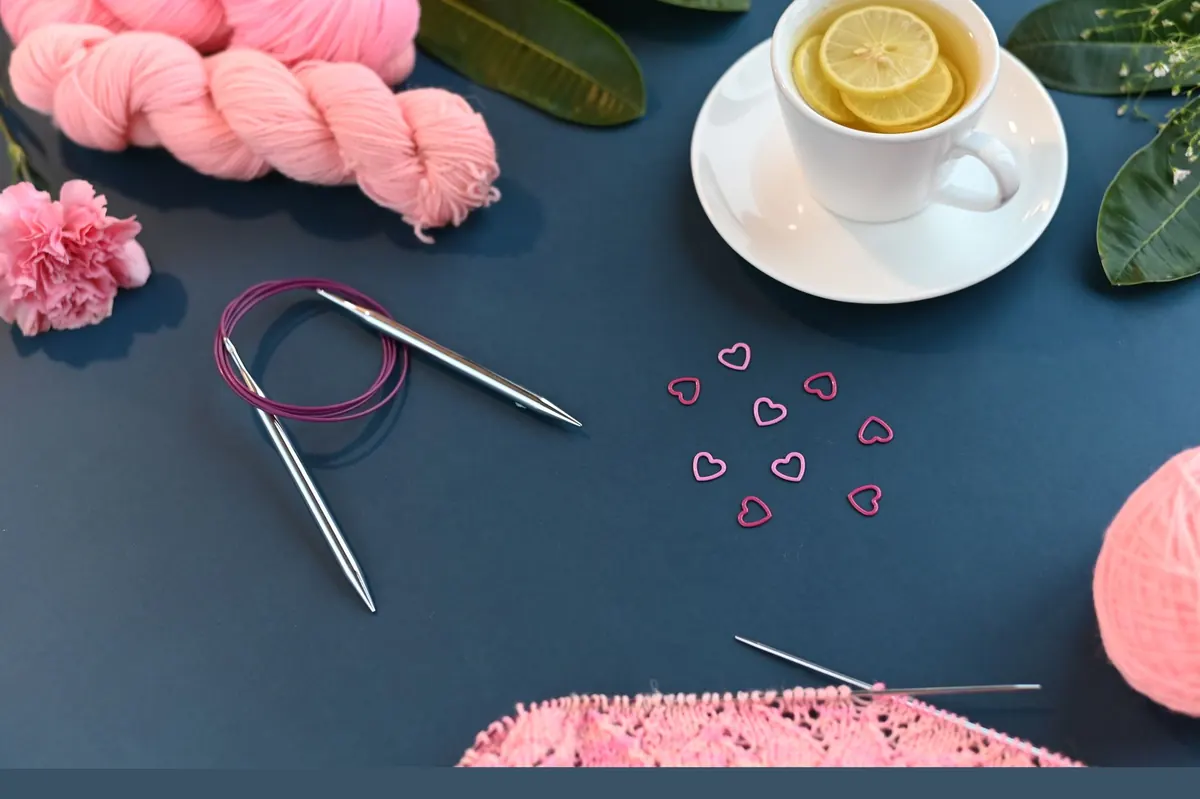 Knitting in the Round for Beginners: Circular Needles, Magic Loop, and DPNs